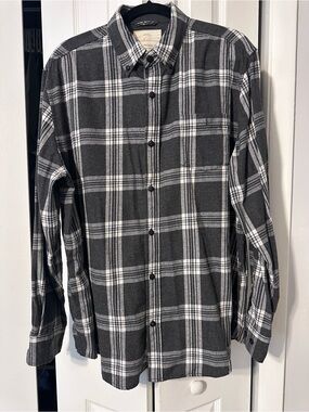 Weatherproof Men's Gray & White Plaid Button-Down Shirt